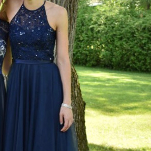 Gorgeous prom dress- Navy blue - Picture 7 of 7
